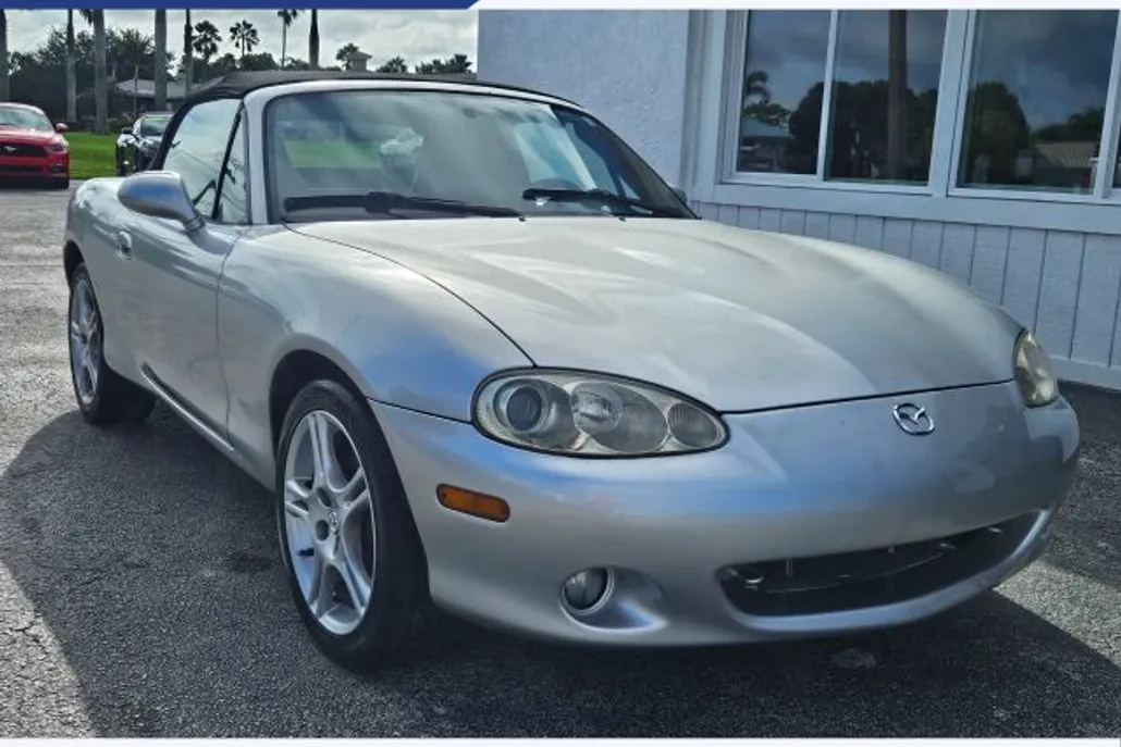 2005 Mazda MX-5 Miata Miata photo 1