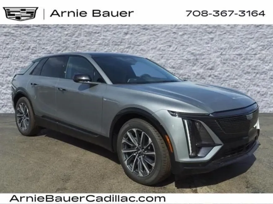 2025 Cadillac Lyriq Sport photo 1