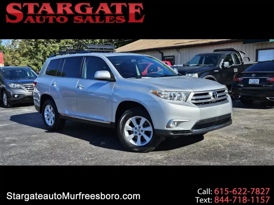 2012 Toyota Highlander SE photo 1