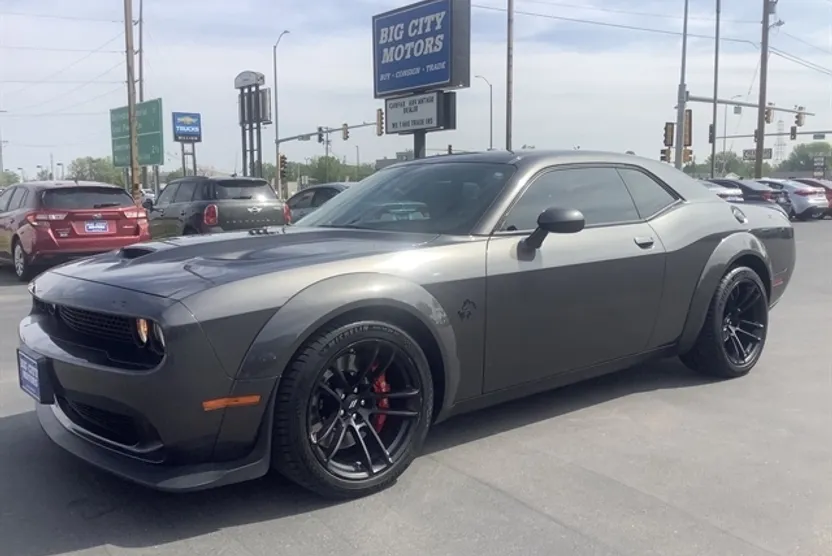 2020 Dodge Challenger Scat Pack Widebody photo 1