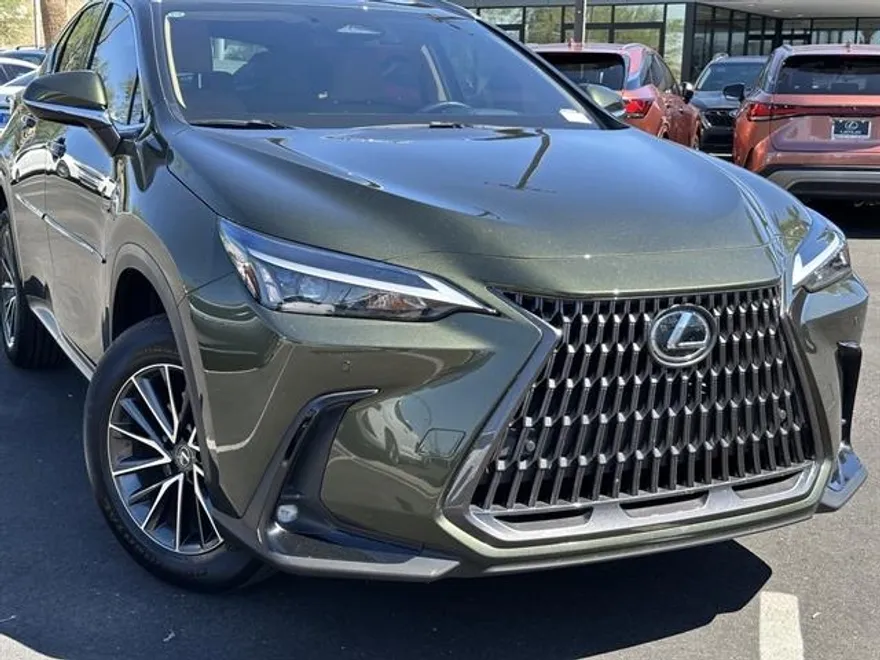 2022 Lexus NX Premium photo 1