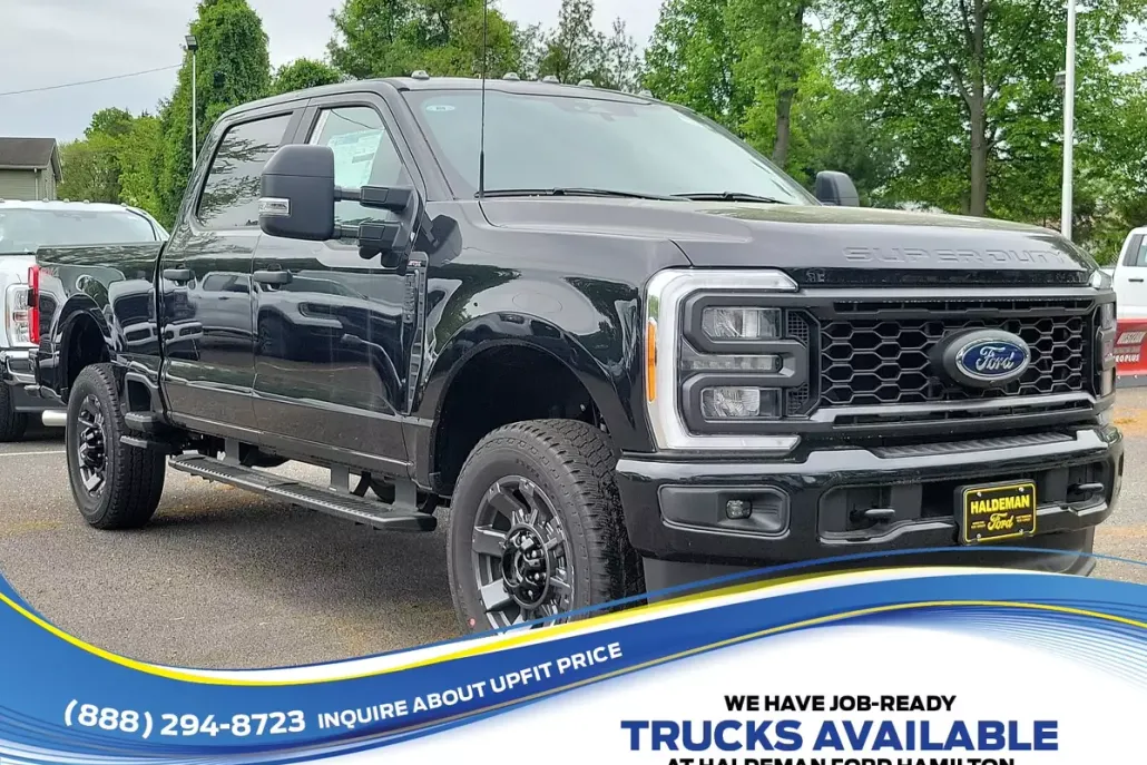 2023 Ford F-350 photo 1