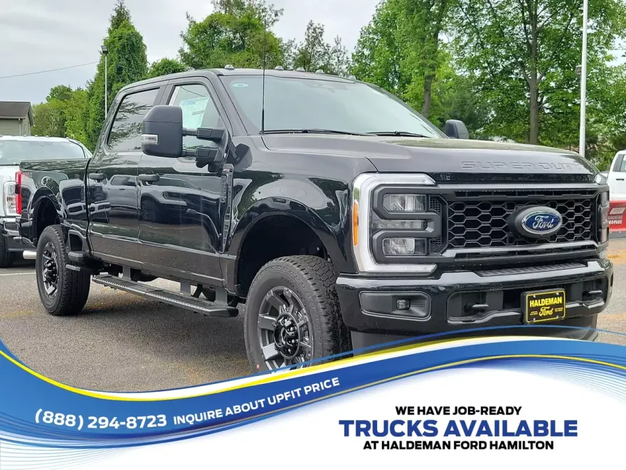 2023 Ford F-350 photo 1