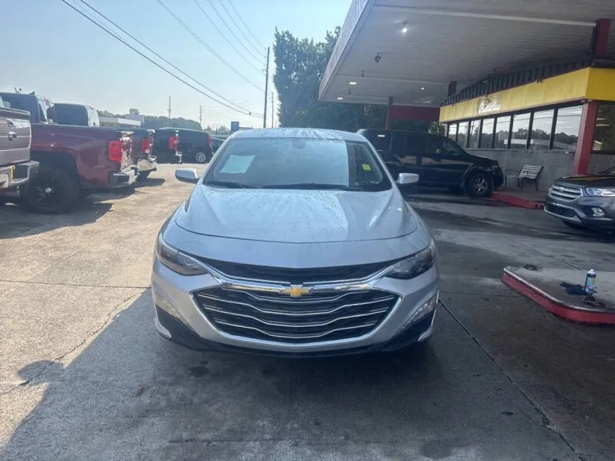 2020 Chevrolet Malibu 1LT photo 1