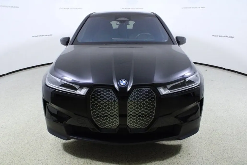 2024 Bmw iX photo 1
