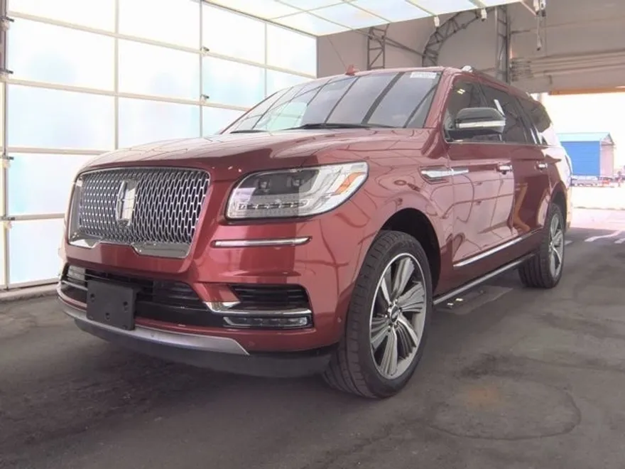 2019 Lincoln Navigator L Reserve photo 1