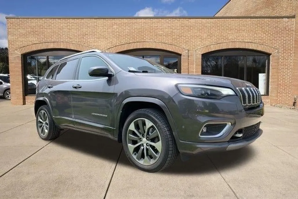 2019 Jeep Cherokee Overland photo 1