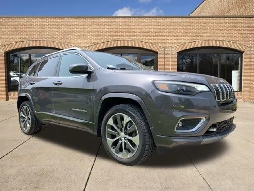 2019 Jeep Cherokee Overland photo 1