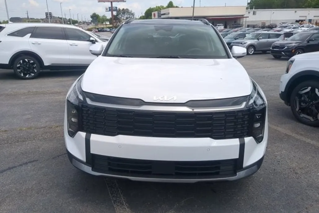 2026 Kia Sportage EX photo 1