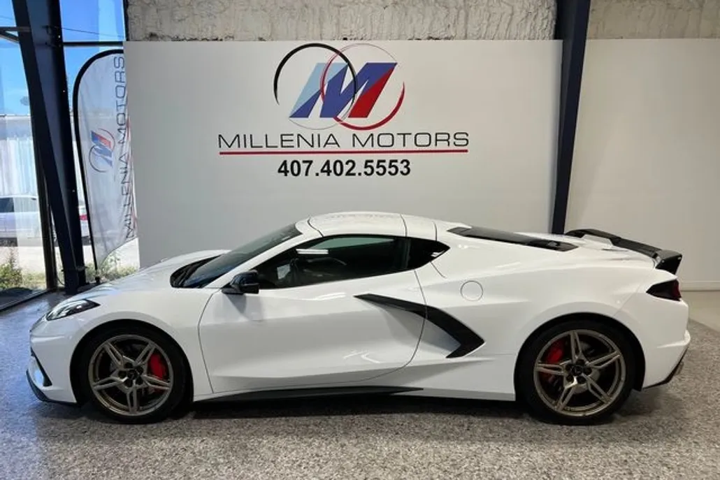 2021 Chevrolet Corvette 3LT photo 1