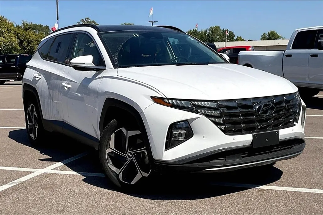 2024 Hyundai Tucson Limited photo 1