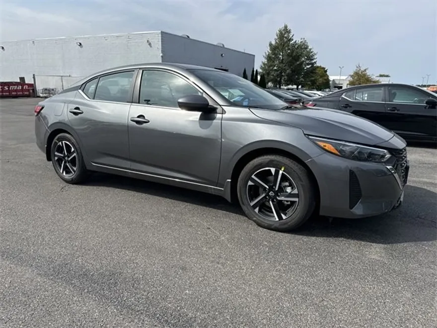 2025 Nissan Sentra SV photo 1