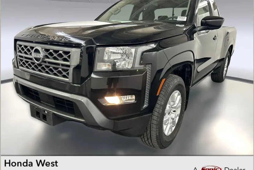 2022 Nissan Frontier SV photo 1