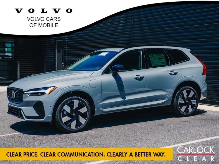 2024 Volvo XC60 Hybrid T8 Plus photo 1