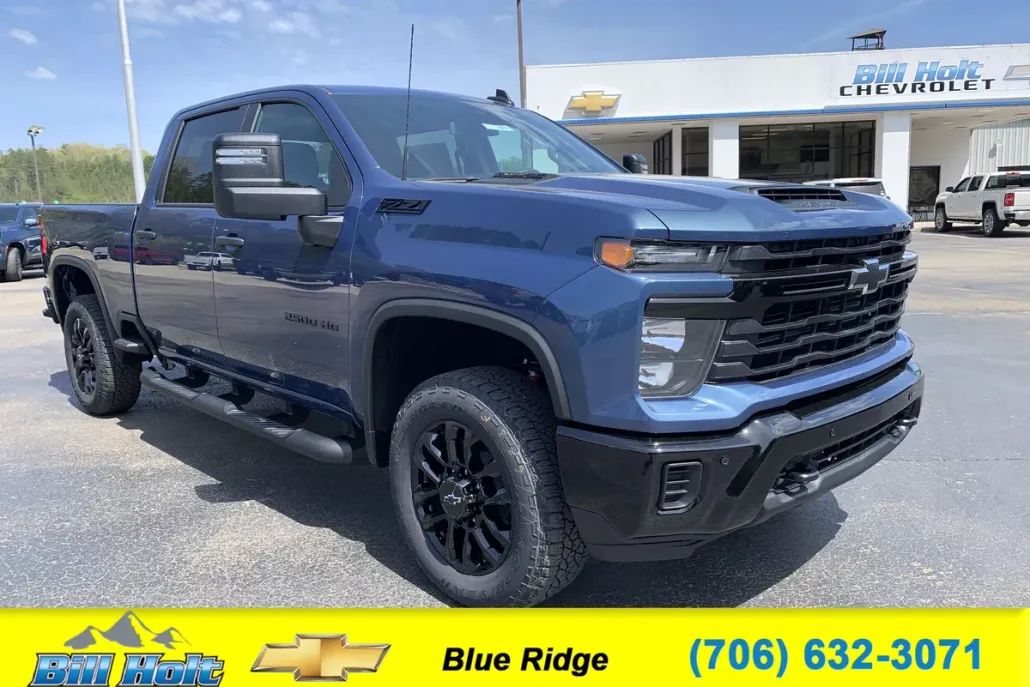 2025 Chevrolet Silverado 2500HD Custom photo 1