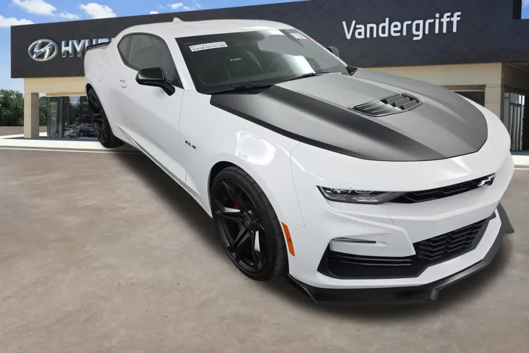 2023 Chevrolet Camaro 1SS Coupe photo 1