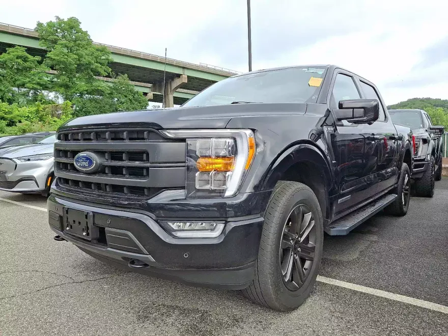 2022 Ford F-150 Lariat photo 1