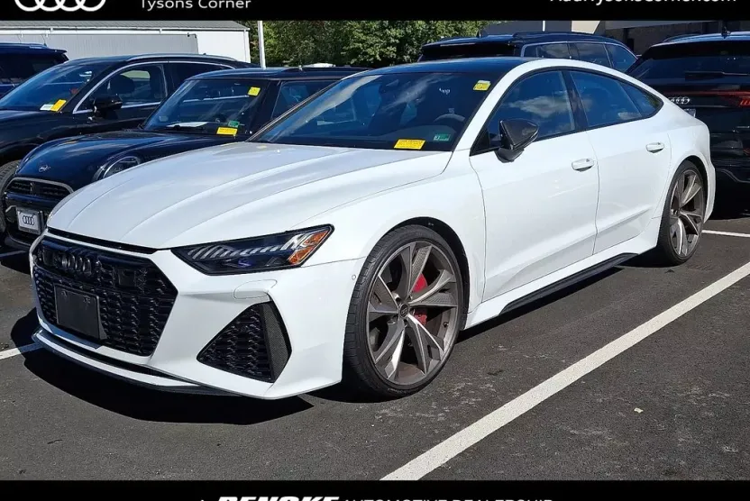 2023 Audi RS 7 Base photo 1
