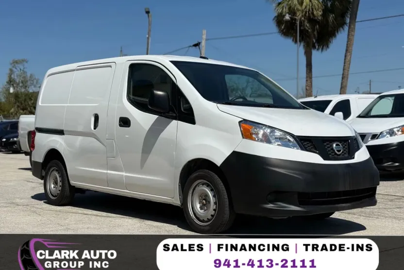 2021 Nissan NV200 S photo 1
