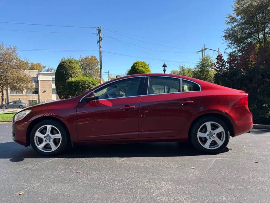 2012 Volvo S60 T5 photo 1