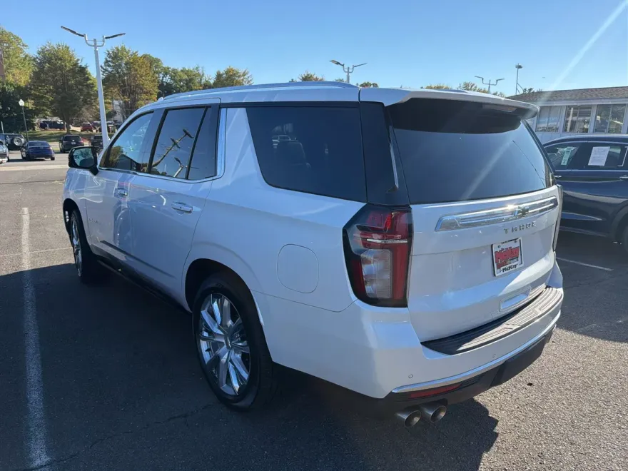 2021 Chevrolet Tahoe High Country photo 1