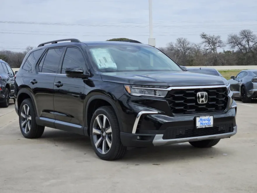 2025 Honda Pilot Elite photo 1