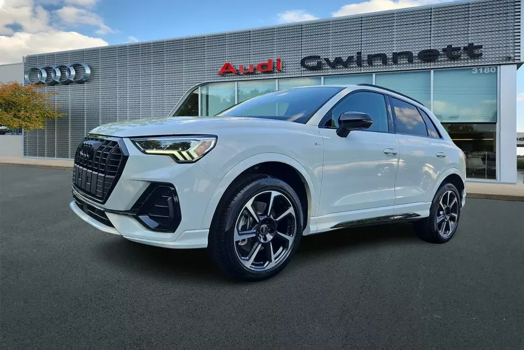 2025 Audi Q3 Premium Plus photo 1