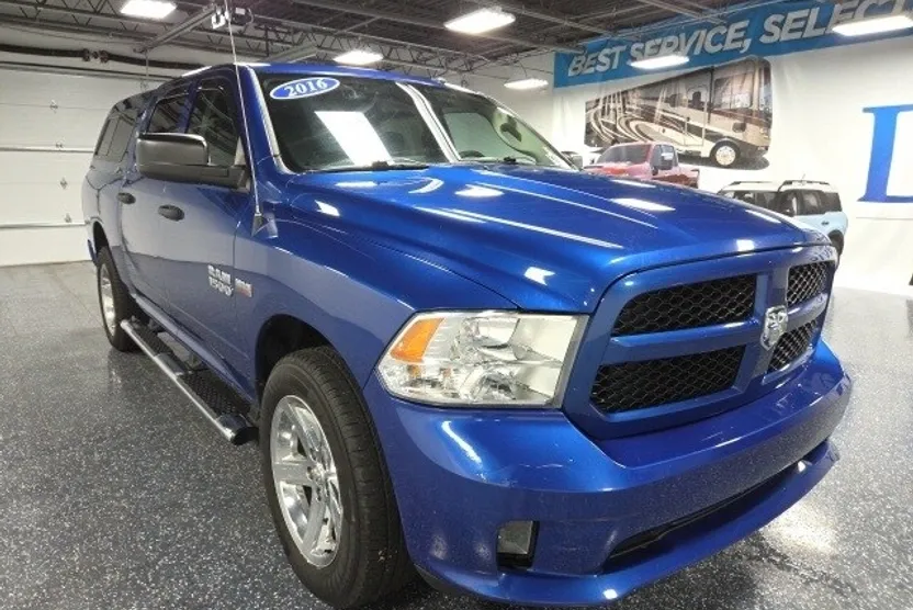 2016 Ram 1500 Tradesman photo 1
