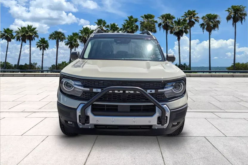 2025 Ford Bronco Sport Outer Banks photo 1
