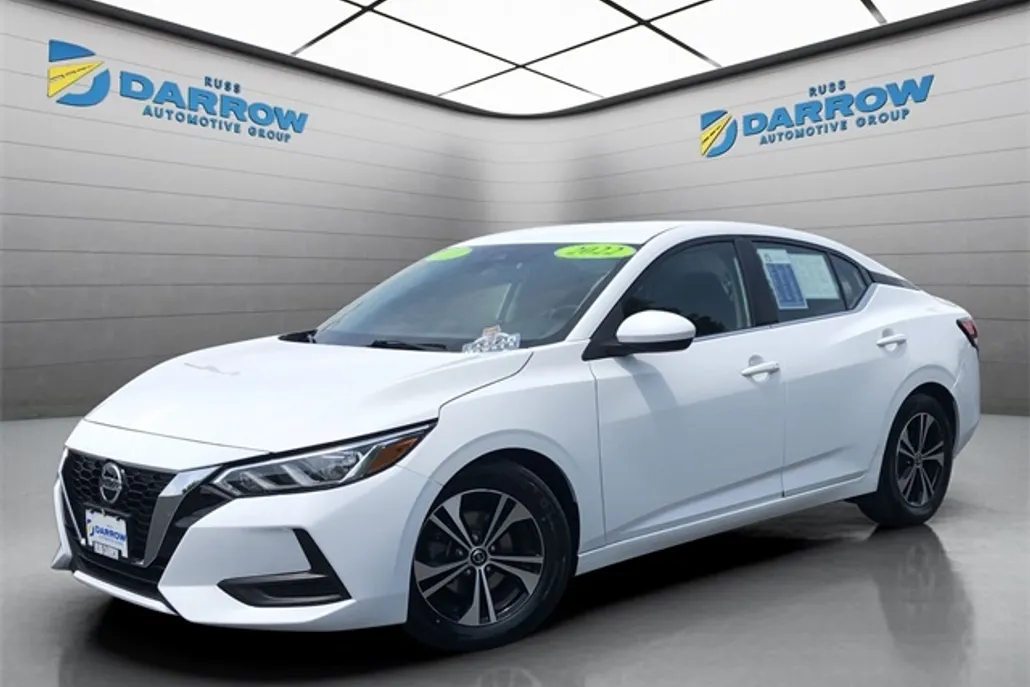 2022 Nissan Sentra SV photo 1