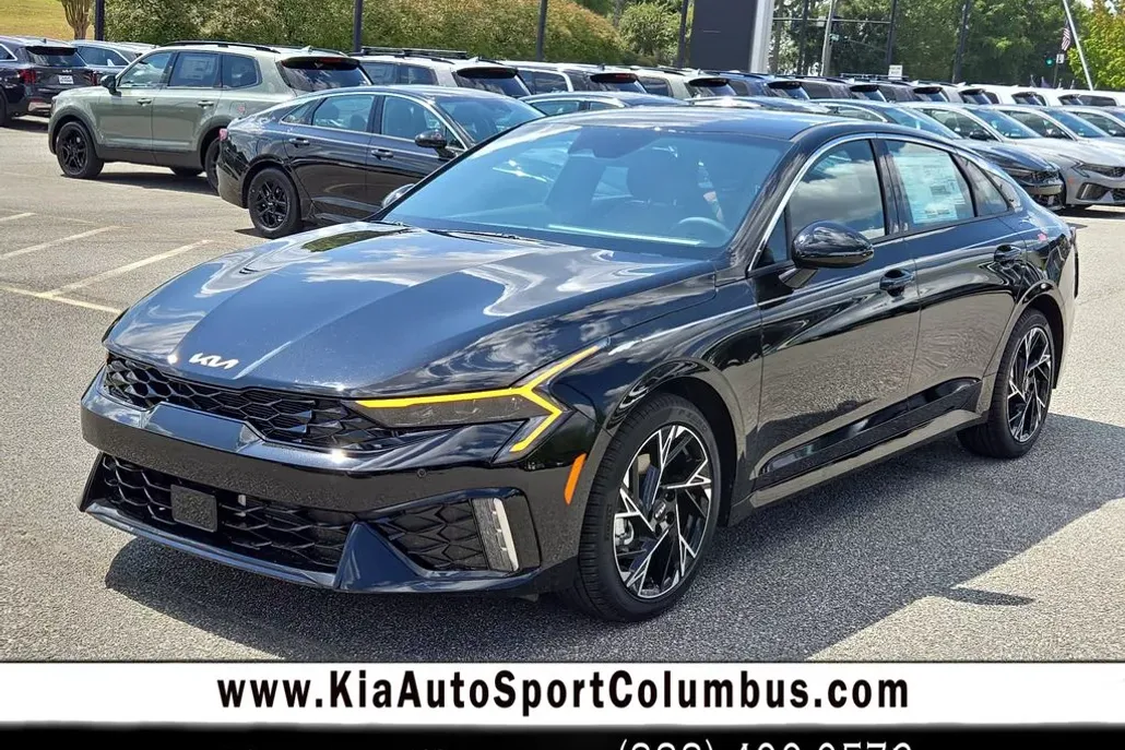 2026 Kia K5 GT-Line photo 1