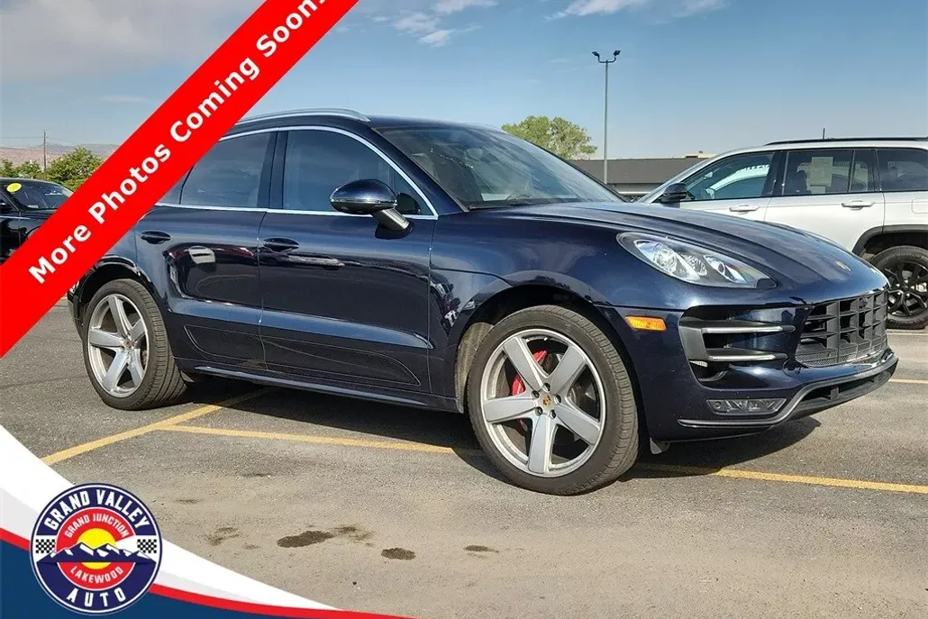 2018 Porsche Macan Turbo photo 1