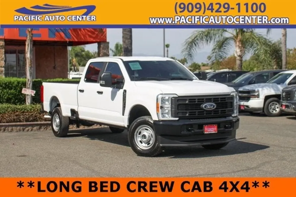 2023 Ford F-350 photo 1