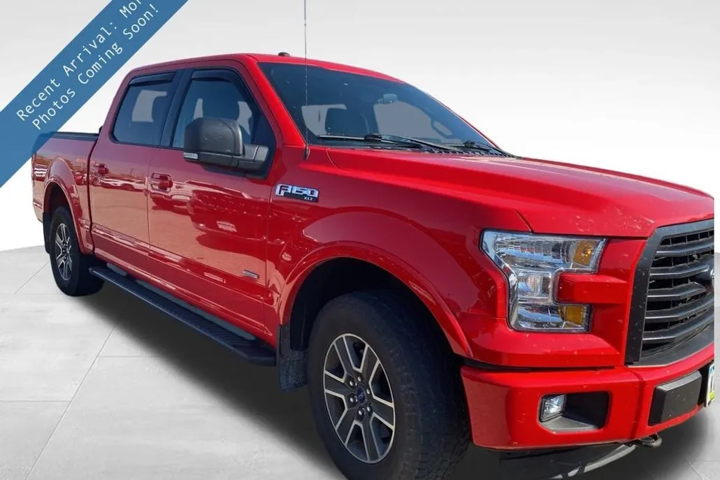 2016 Ford F-150 XLT photo 1