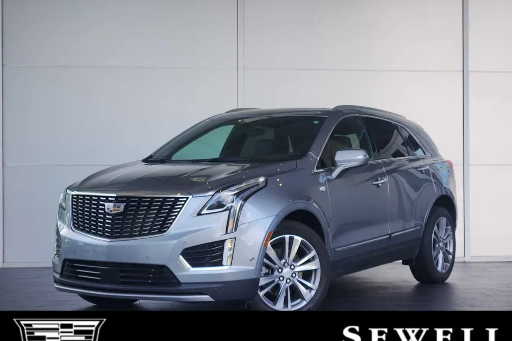 2024 Cadillac XT5 Platinum Premium Luxury photo 1