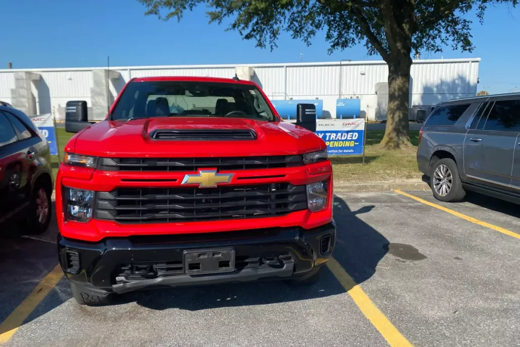 2024 Chevrolet Silverado 2500HD Custom photo 1