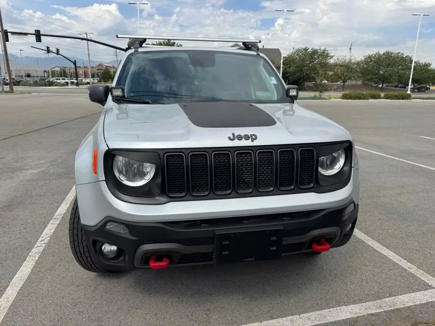 2019 Jeep Renegade Trailhawk photo 1