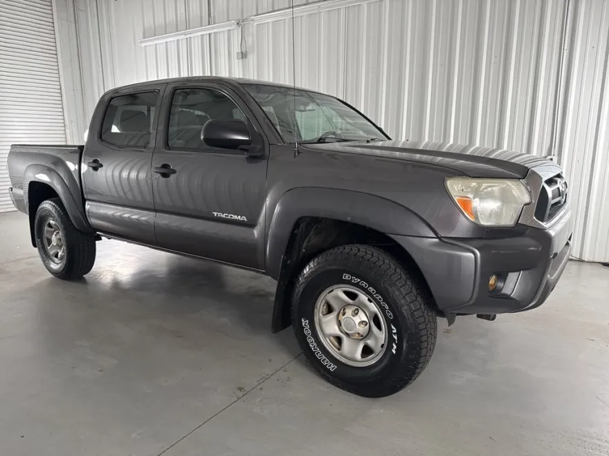 2013 Toyota Tacoma PreRunner SR5 photo 1