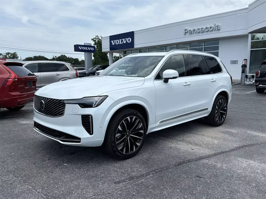 2026 Volvo XC90 Plus photo 1