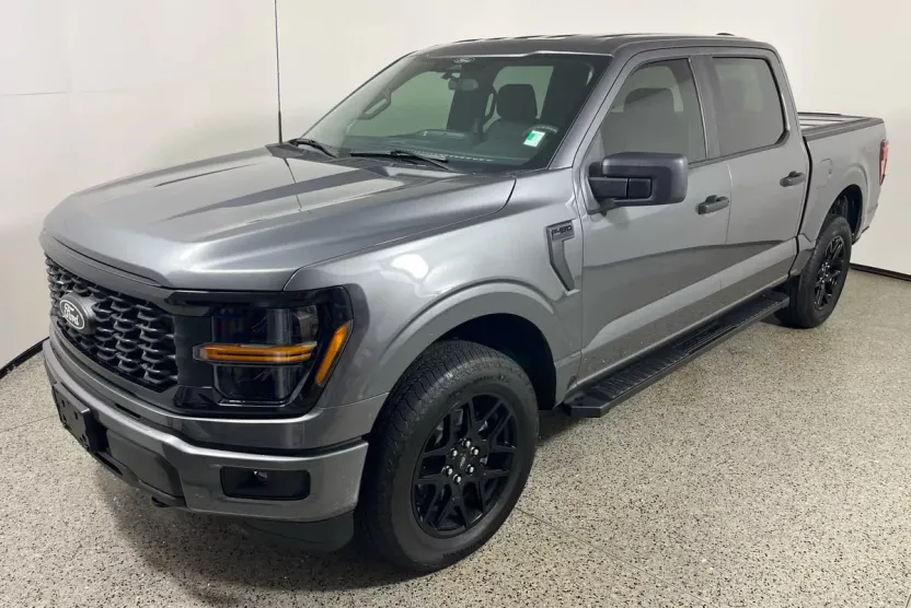 2025 Ford F-150 STX photo 1