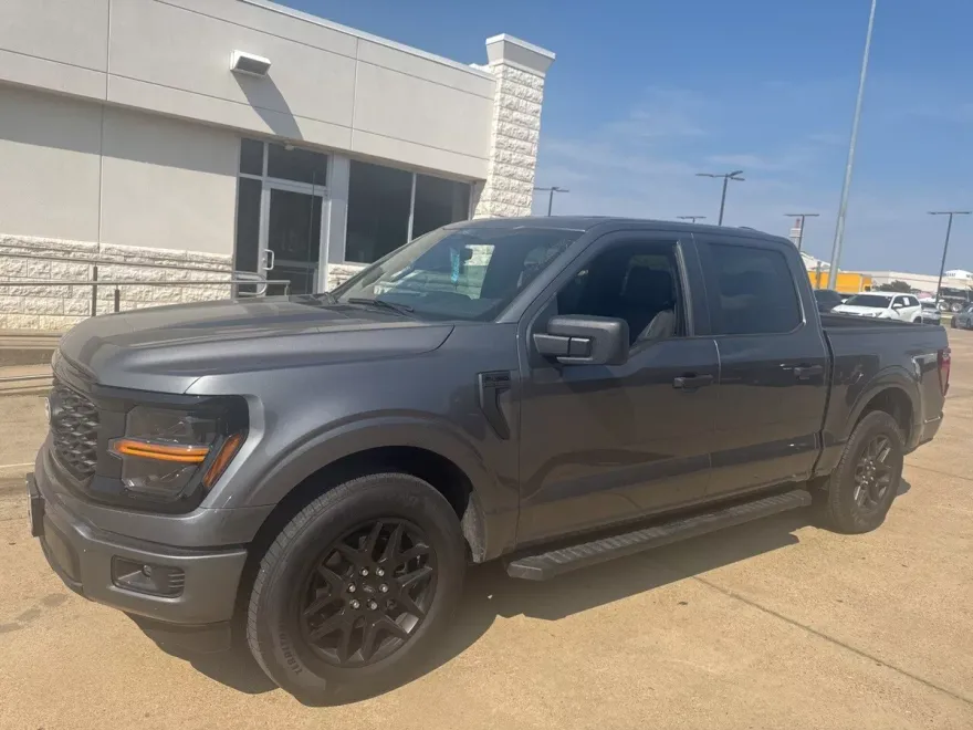 2025 Ford F-150 STX photo 1