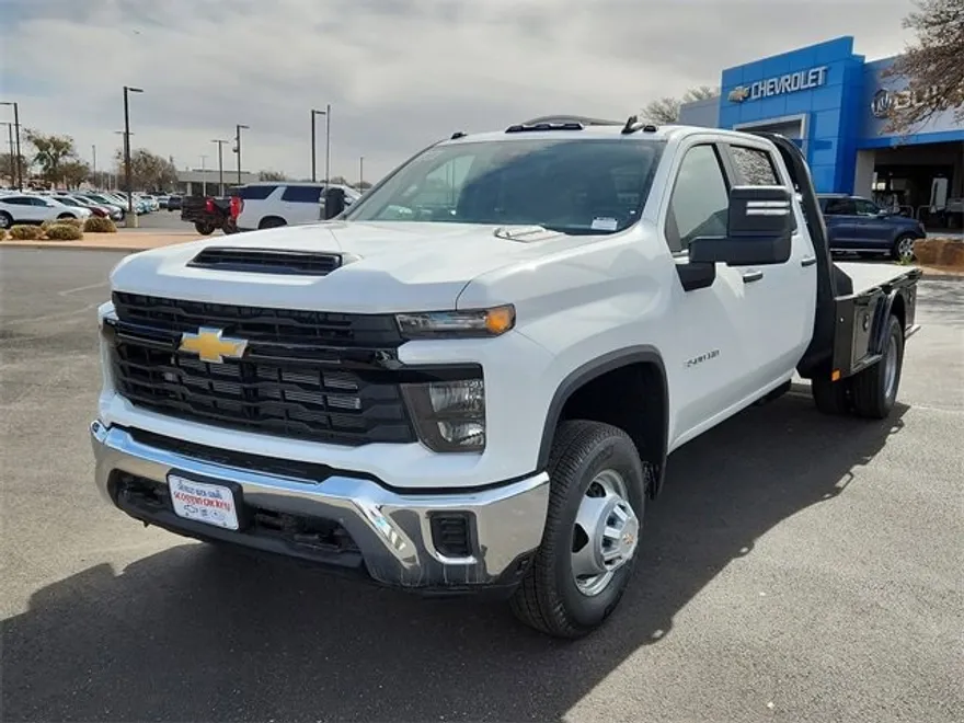 2025 Chevrolet Silverado 3500HD Work Truck photo 1