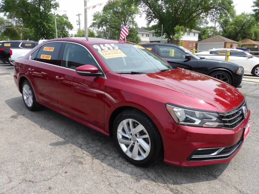 2018 Volkswagen Passat 2.0T SE photo 1