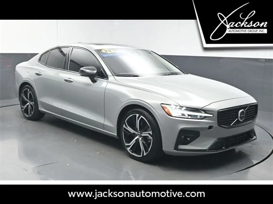 2024 Volvo S60 B5 Core photo 1