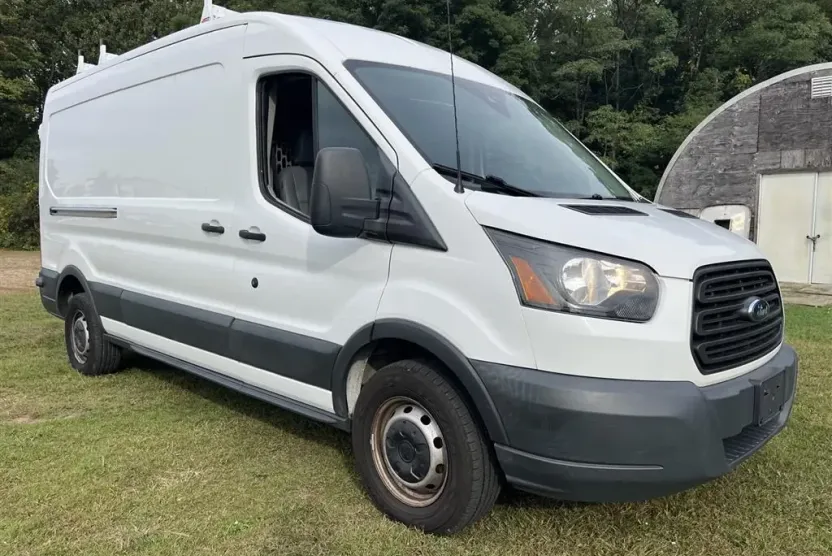 2018 Ford Transit Van photo 1