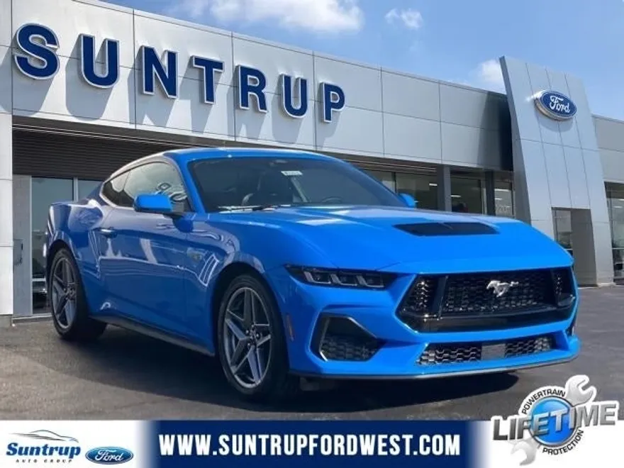 2025 Ford Mustang GT Premium photo 1
