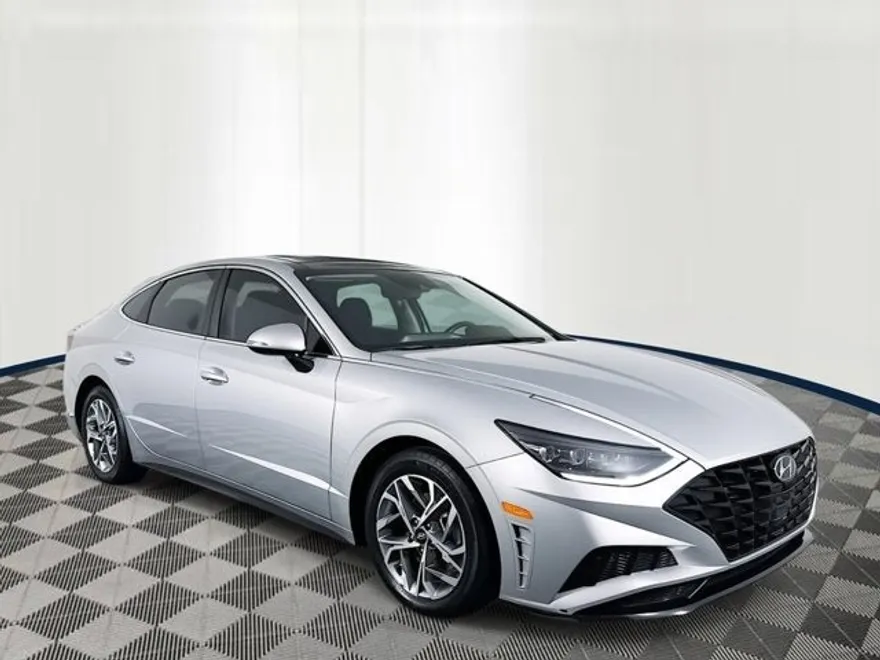 2023 Hyundai Sonata SEL photo 1
