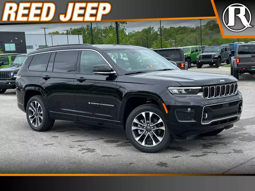 2025 Jeep Grand Cherokee Overland photo 1
