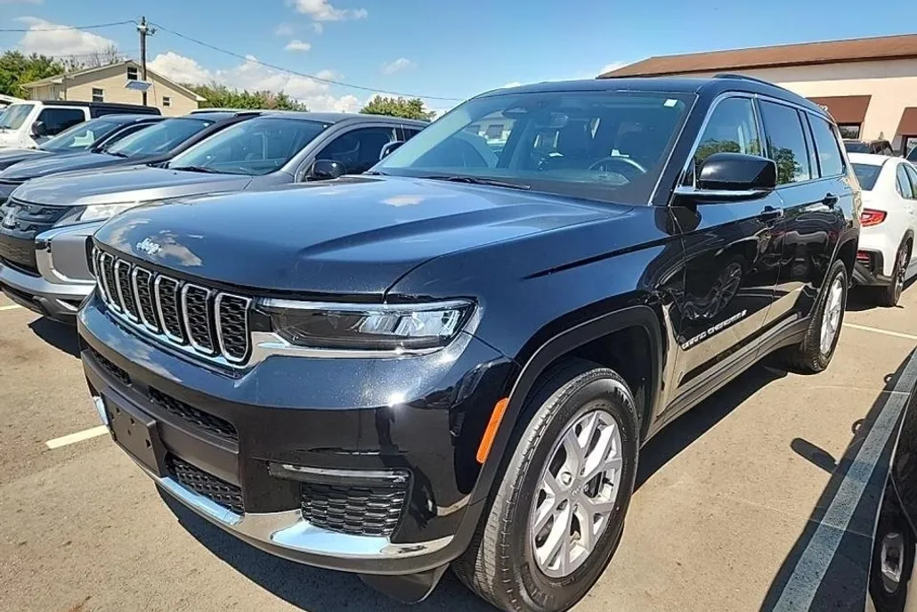 2022 Jeep Grand Cherokee Limited photo 1