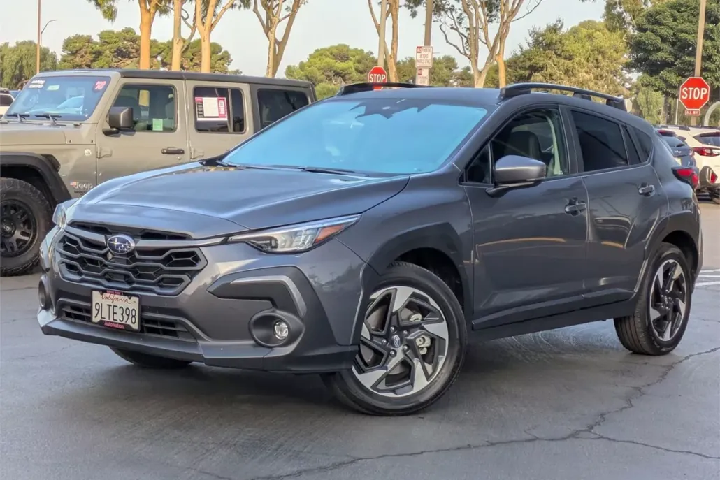 2024 Subaru Crosstrek Limited photo 1